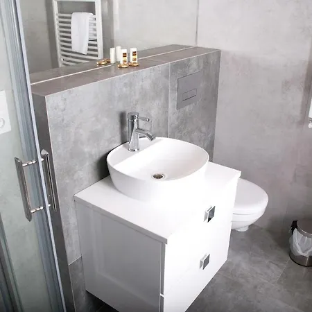 Apartament Ikar - 2 Pokojowy Przy Morzu Z Balkonem Pobierowo Exterior photo