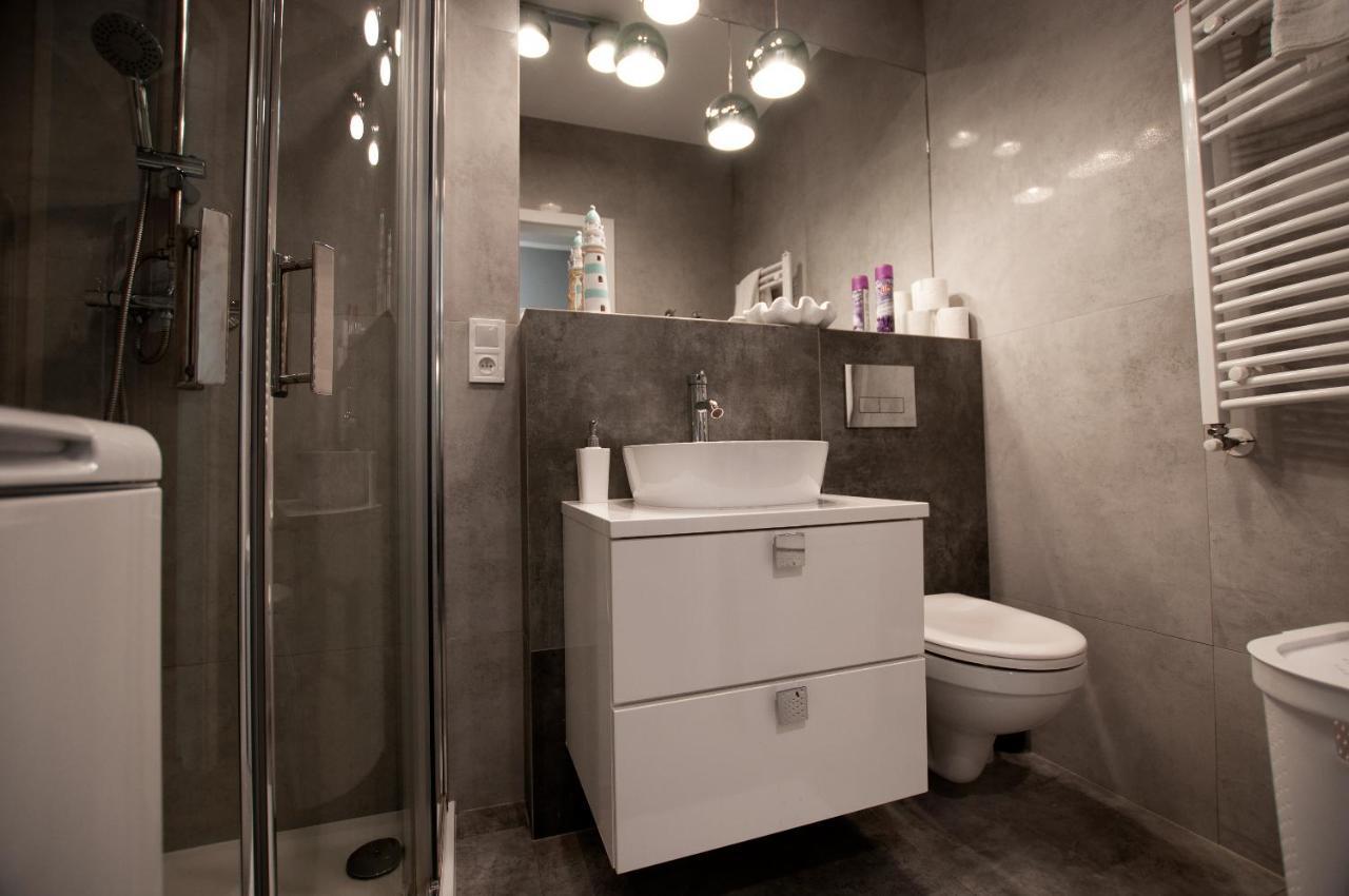 Apartment Ikar - 2 Pokojowy Przy Morzu Z Balkonem *